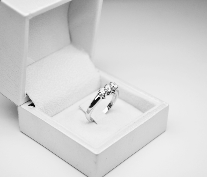 Anello-con-Diamanti-Trilogy-050-5