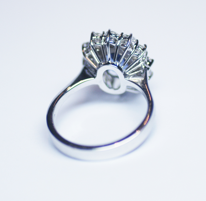 Anello con Zaffiro Naturale di 5 carati-4
