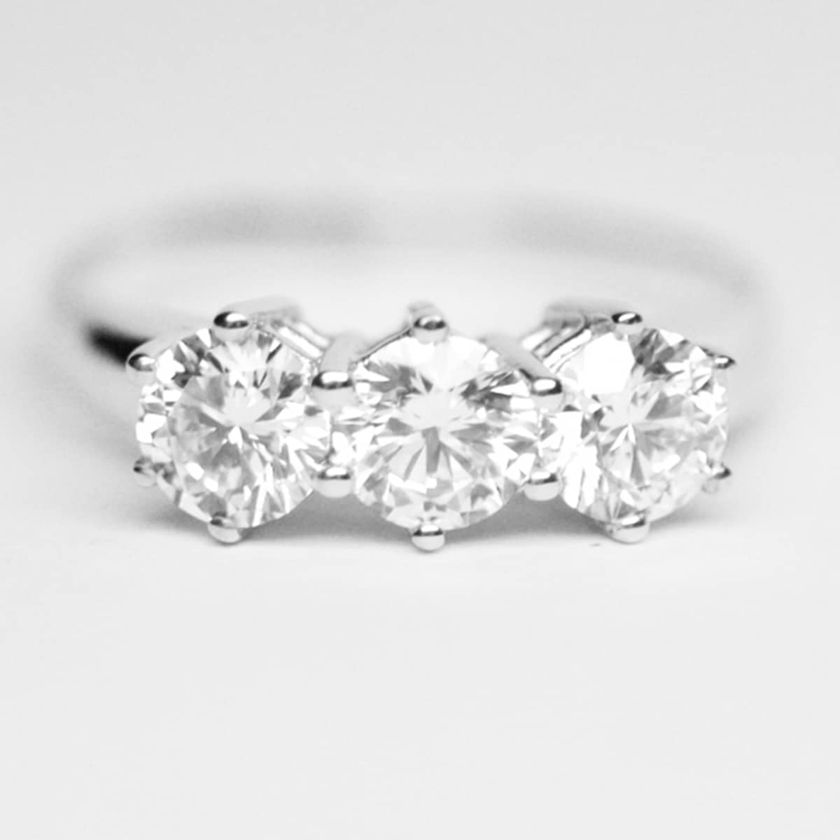 Trilogy 1,50 Carati con Diamanti colore D GIA