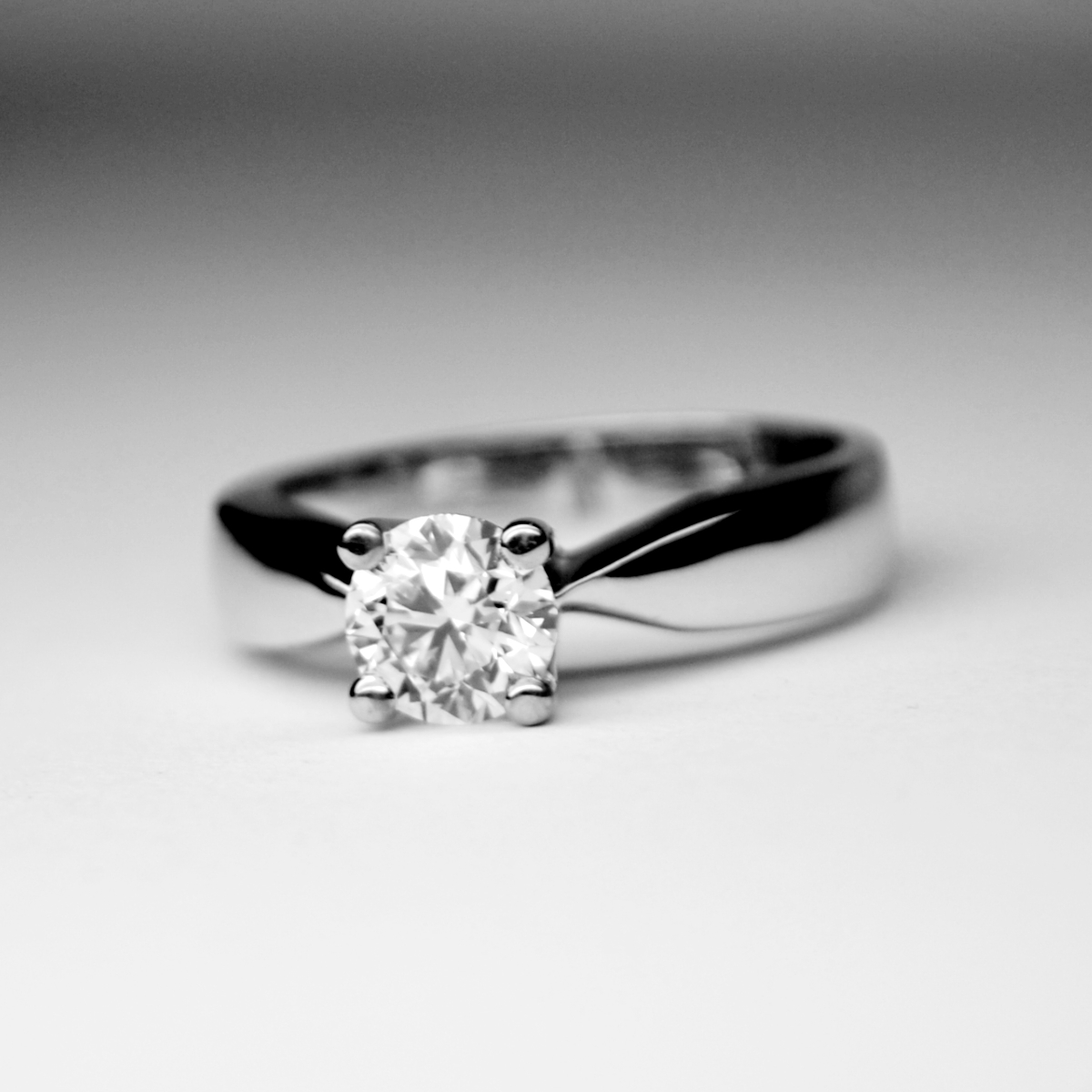 Anello Proposta di Matrimonio 0.48 D-IF Triplo Excellent