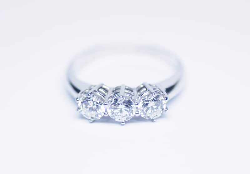 Anello Trilogy Classico 0,75 carati F-VS1 GIA