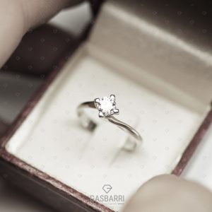 Solitario Fidanzamento 0.60 carati F-SI1 GIA