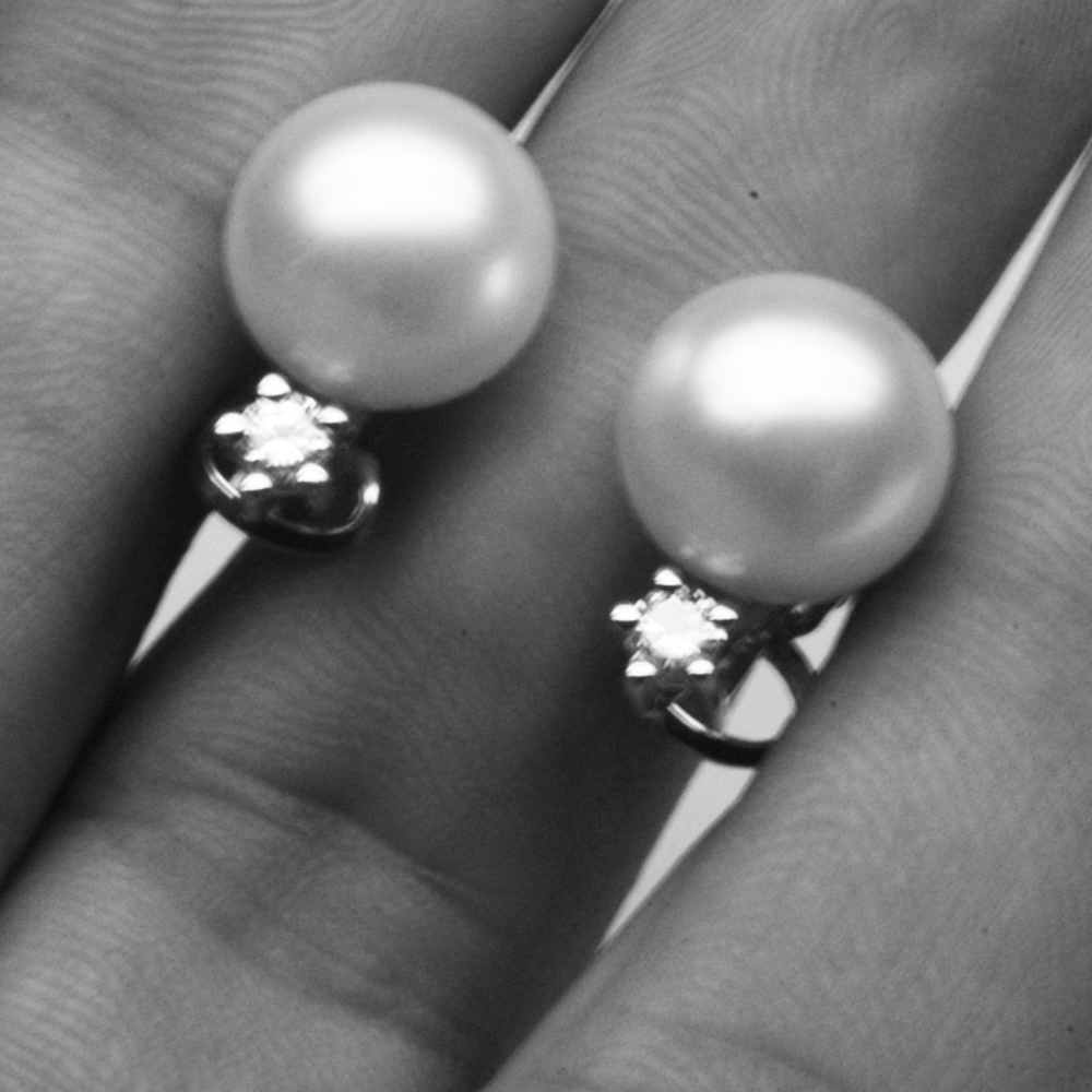 orecchini-con-perle-naturali-e-diamanti-1