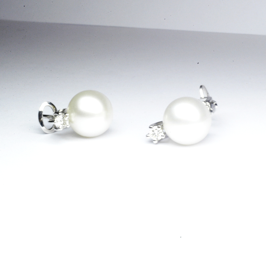 orecchini-con-perle-naturali-e-diamanti