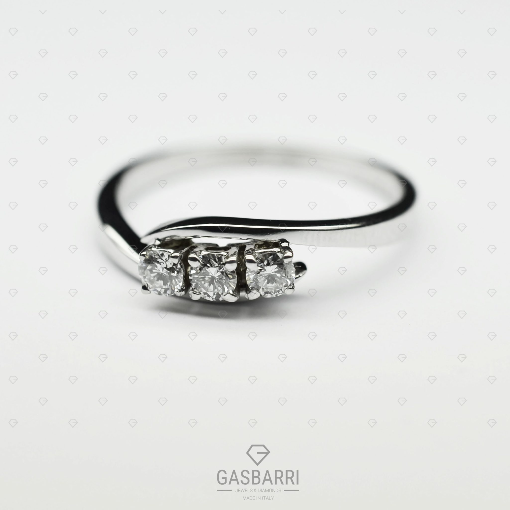 Anello-Delfino-3-Diamanti-F-VS1