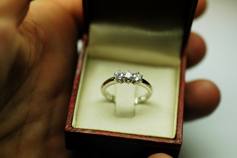Anello-Trilogy-0-33-carati-Colore-F-Purezza-massima-4
