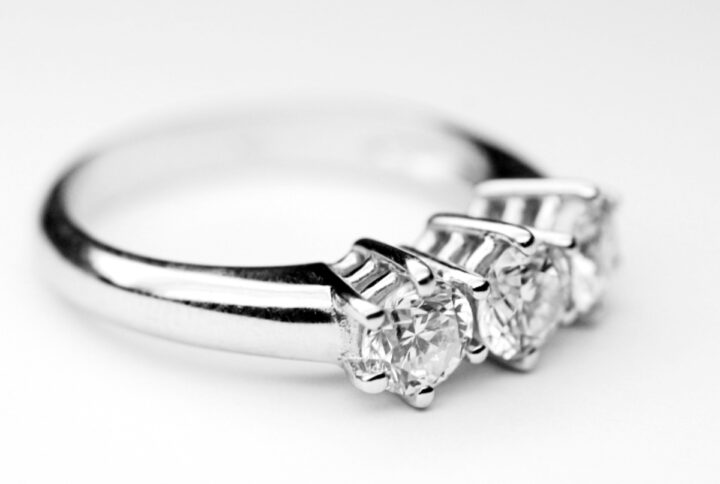 Anello Trilogy 0.90 D-IF GIA