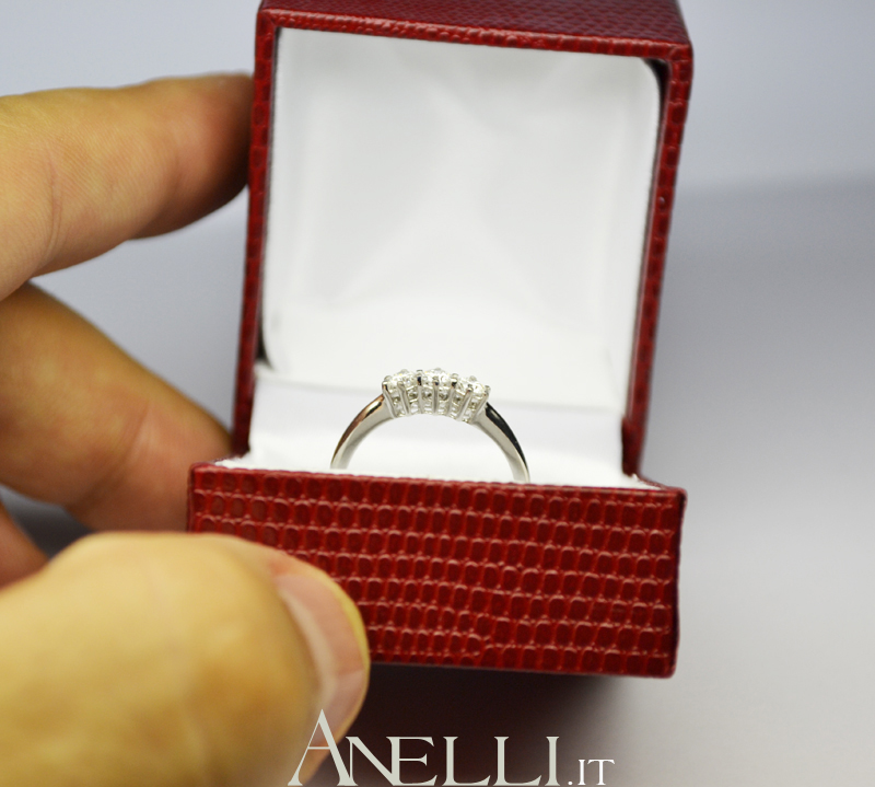 Anello Trilogy 0,36 carati E-VVS1-7