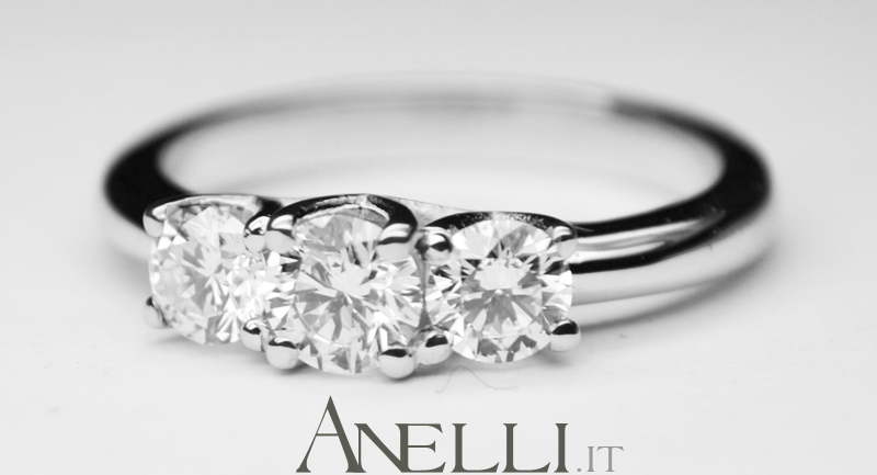 Anello Trilogy 0,85 carati colore F purezza IF