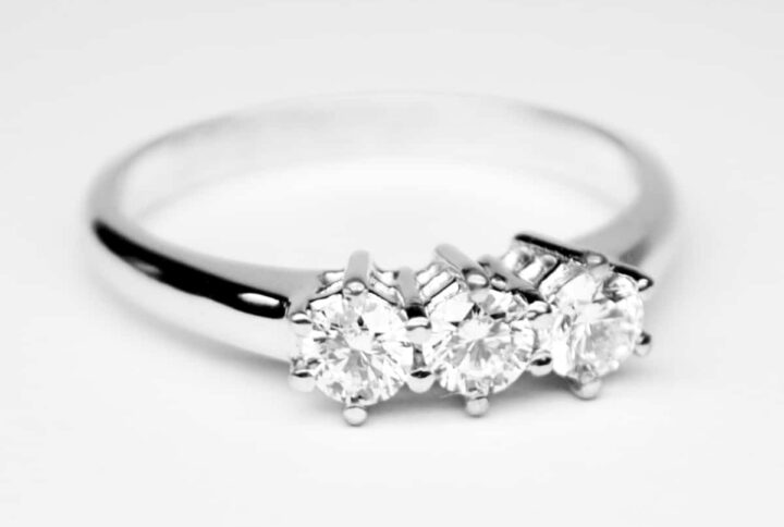 Anello Trilogy Classico 0,60 carati D-VVS1
