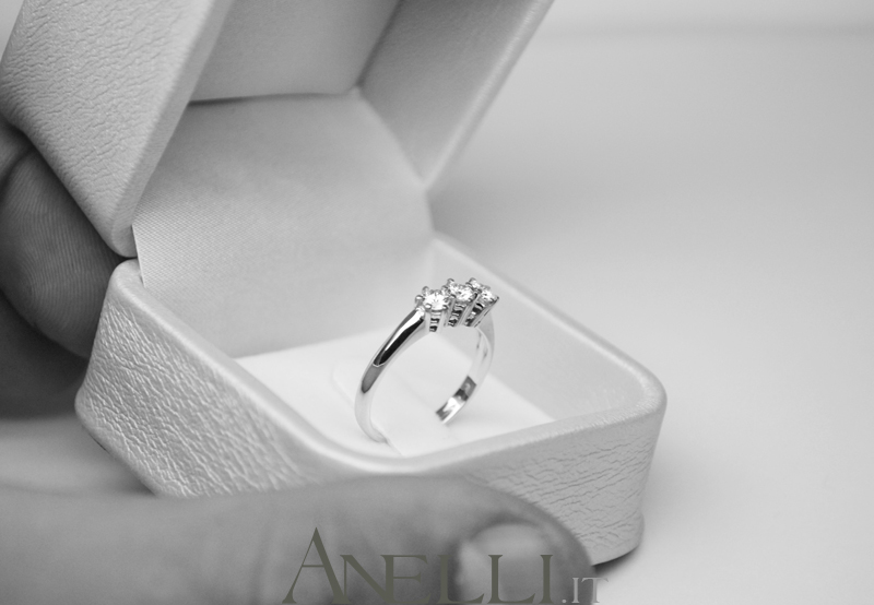 Anello Trilogy Classico 0,60 carati D-VVS1 5