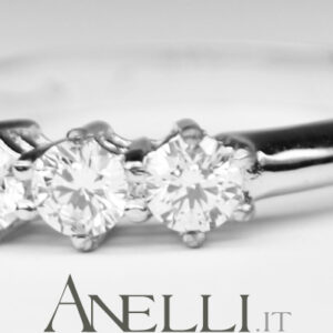 Anello Trilogy Diamanti 0,36 carati D-VVS1