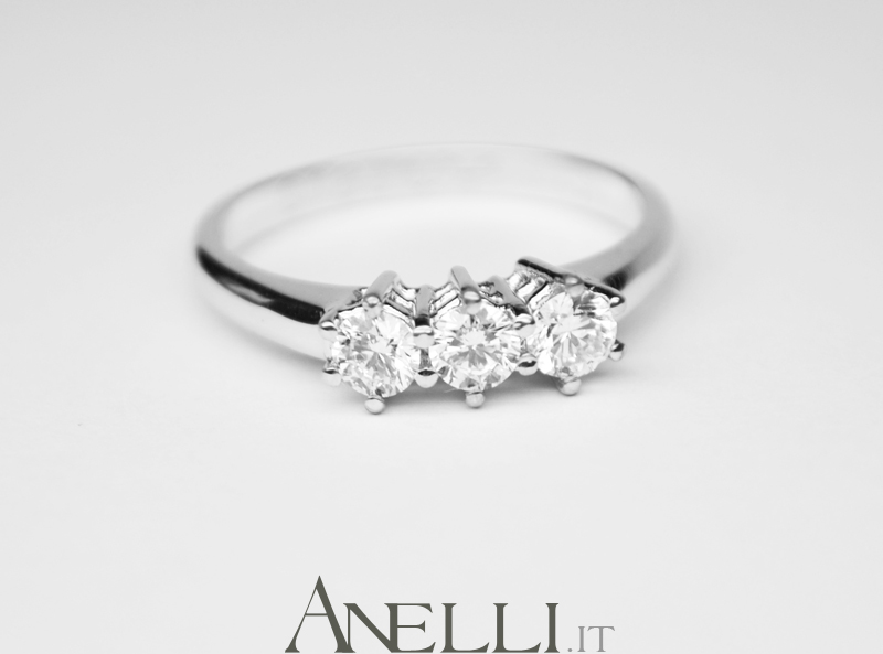 Anello Trilogy Diamanti 0,60 carati E-VVS1 9