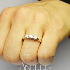 Anello Trilogy Diamanti 0,60 carati G-IF 2