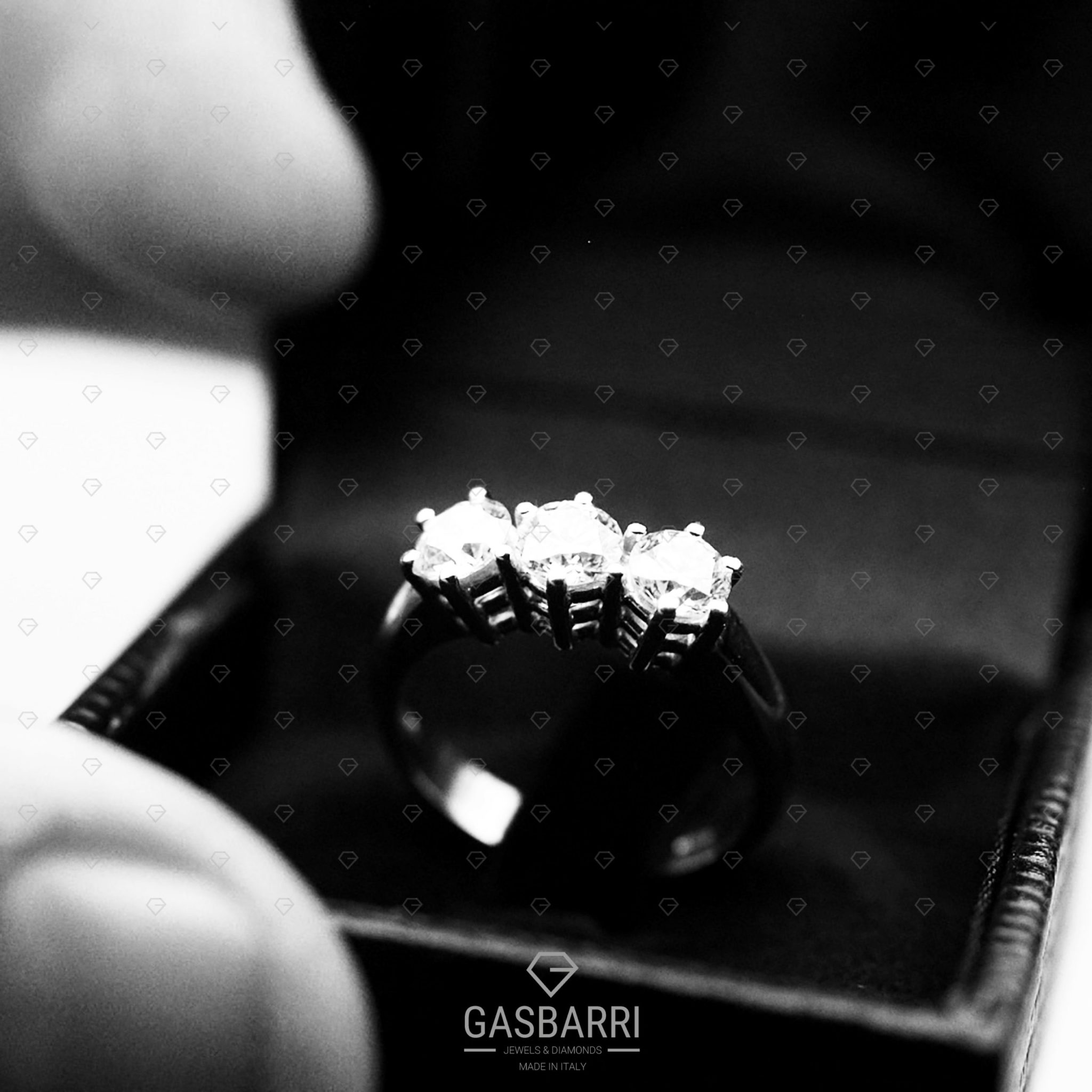 Anello-Trilogy-Diamanti-1-Carato