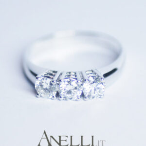 Anello Trilogy GIA America
