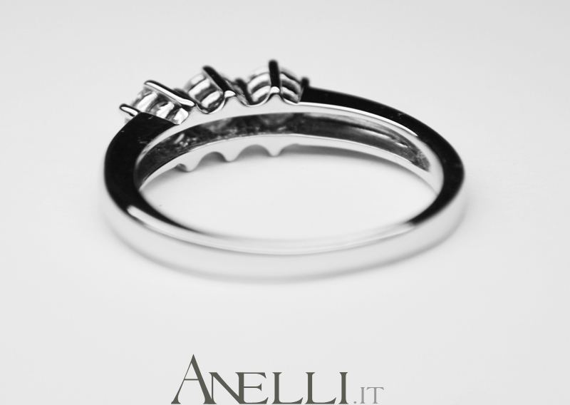 Anello Trilogy Mezzo carato F-VS1-3