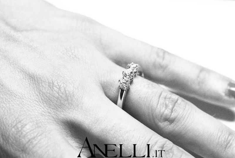 Anello Trilogy Mezzo carato F-VS1-5