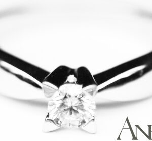 Diamante Solitario 0,45 Carati colore E purezza VS1-51