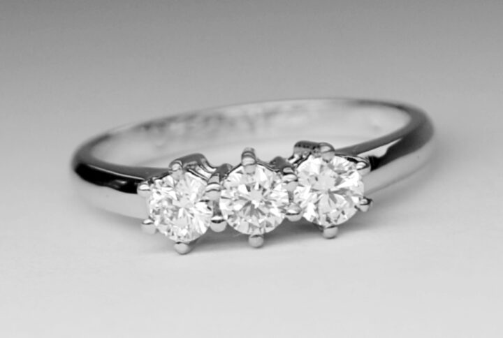 Trilogy con Diamanti 0,60 carati F-IF