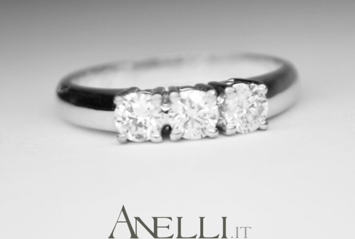 Trilogy con Diamanti F-IF (0,51 ct)-2