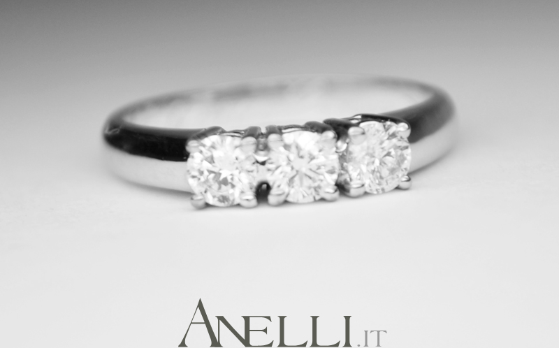 Trilogy con Diamanti F-IF (0,51 ct)-2
