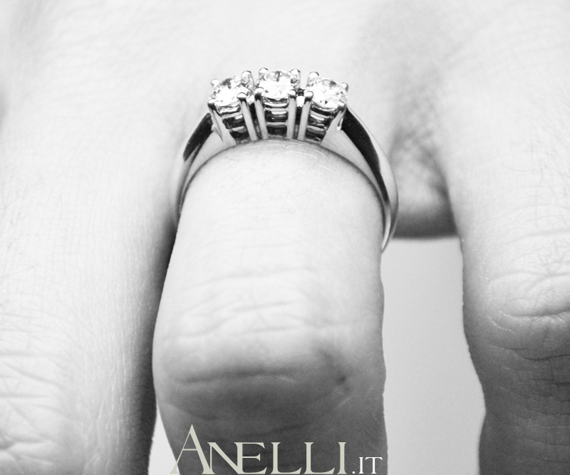 Trilogy con Diamanti F-IF (0,51 ct)-8