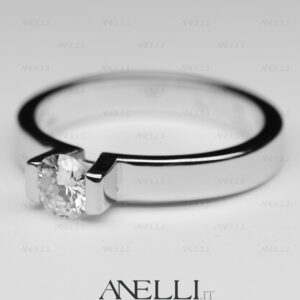 anello-2-griffe-0-42-carati-colore-d-purezza-vvs1-1