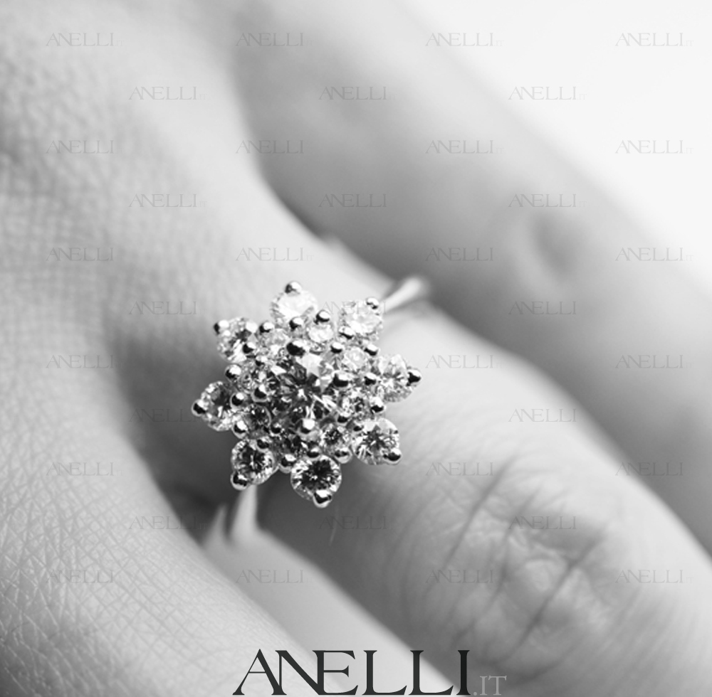 anello-a-forma-di-fiore-con-diamanti-6