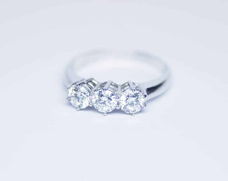 anello-con-diamanti-trilogy-050
