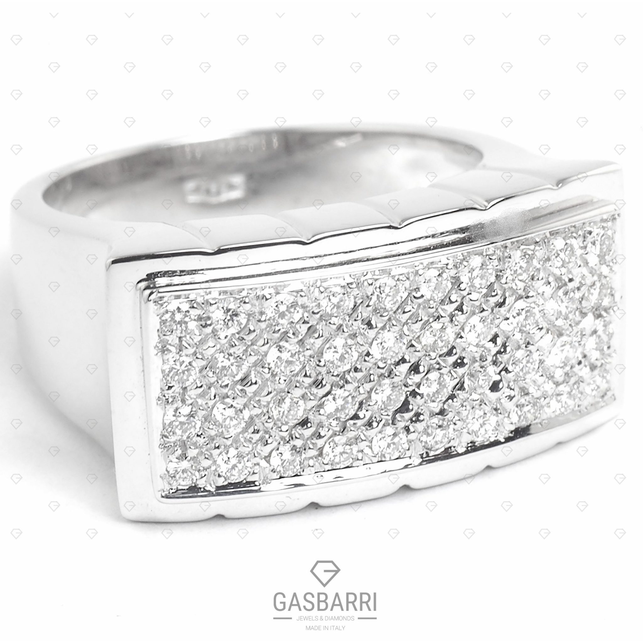 anello-con-pave-di-diamanti-1