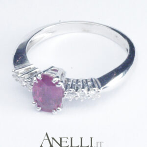 anello-con-rubino-e-diamanti-laterali-7