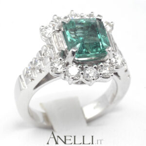 anello-con-smeraldo-colombiano-di-4-carati-2