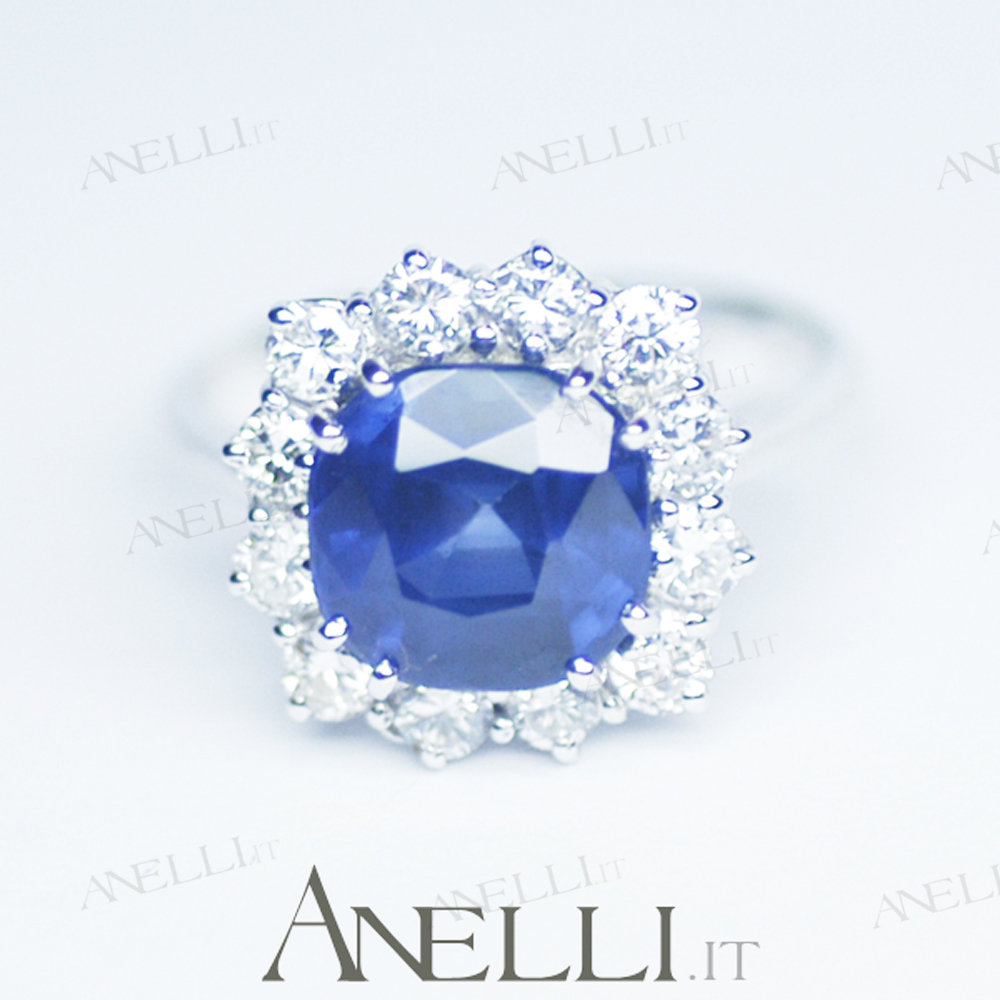 anello-con-zaffiro-naturale-blu-e-diamanti-4