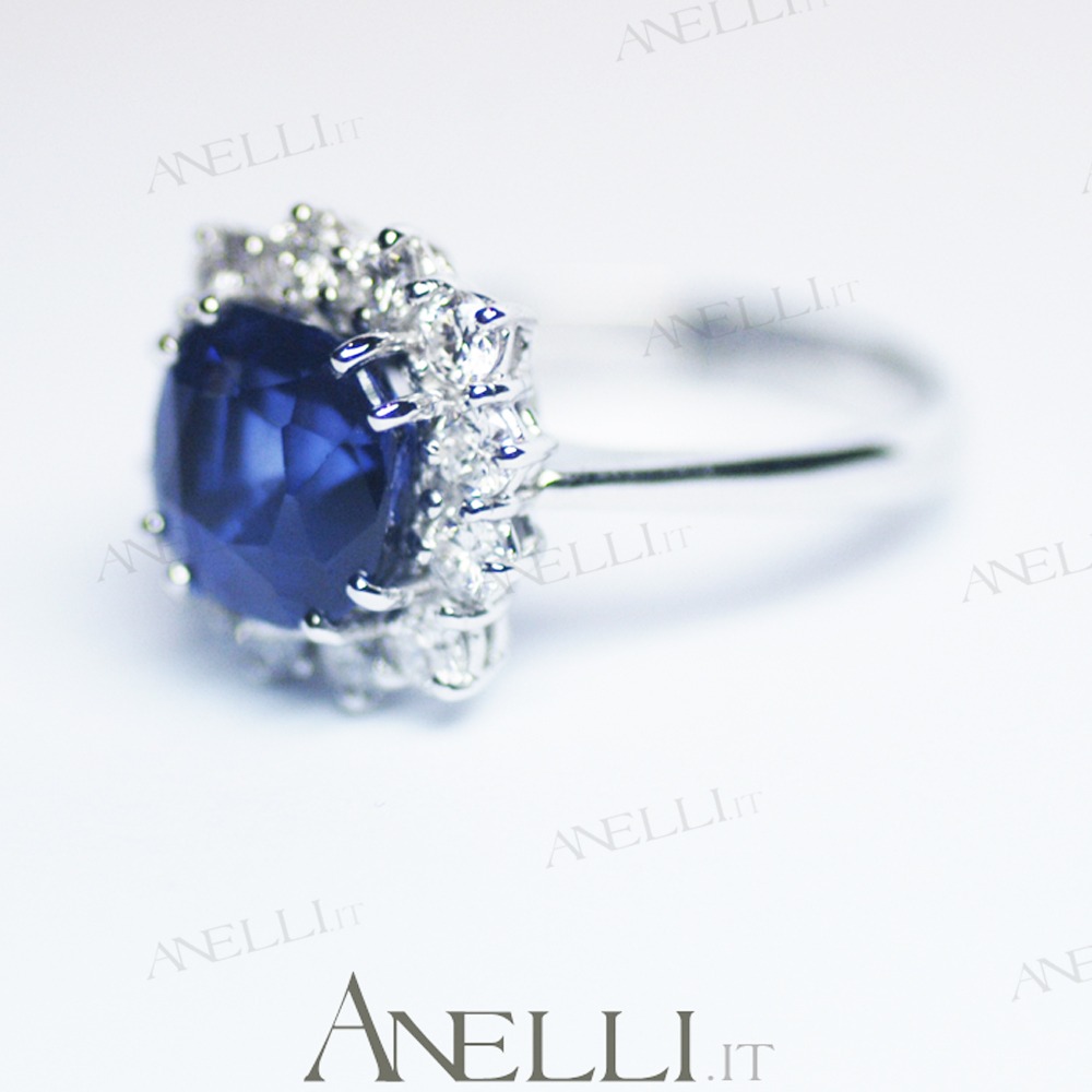 anello-con-zaffiro-naturale-blu-e-diamanti-8