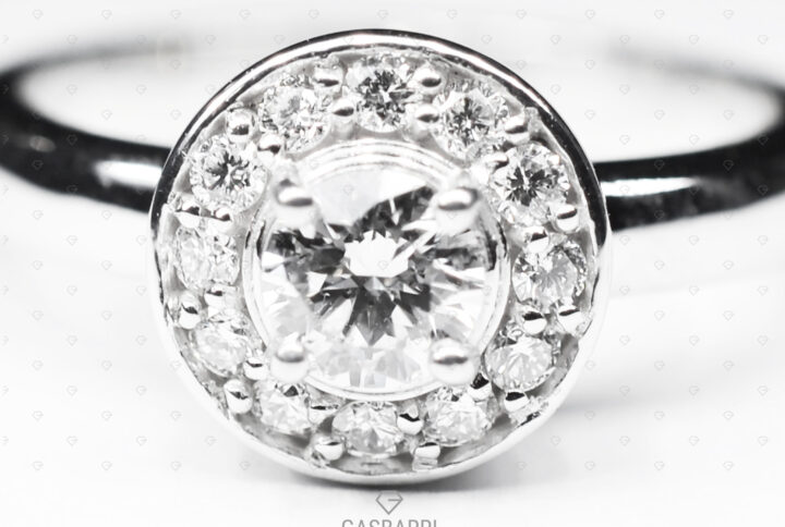 anello-da-fidanzamento-con-diamante-centrale-3