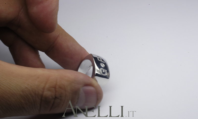 anello-da-uomo-in-oro-bianco-e-diamante-4