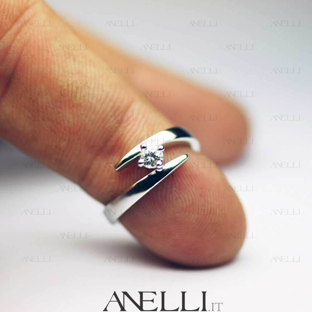 anello-delfino-0-32-carati-d-vvs1-5