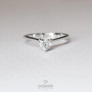 anello-diamante-cuore-0-50-f-vvs1-1