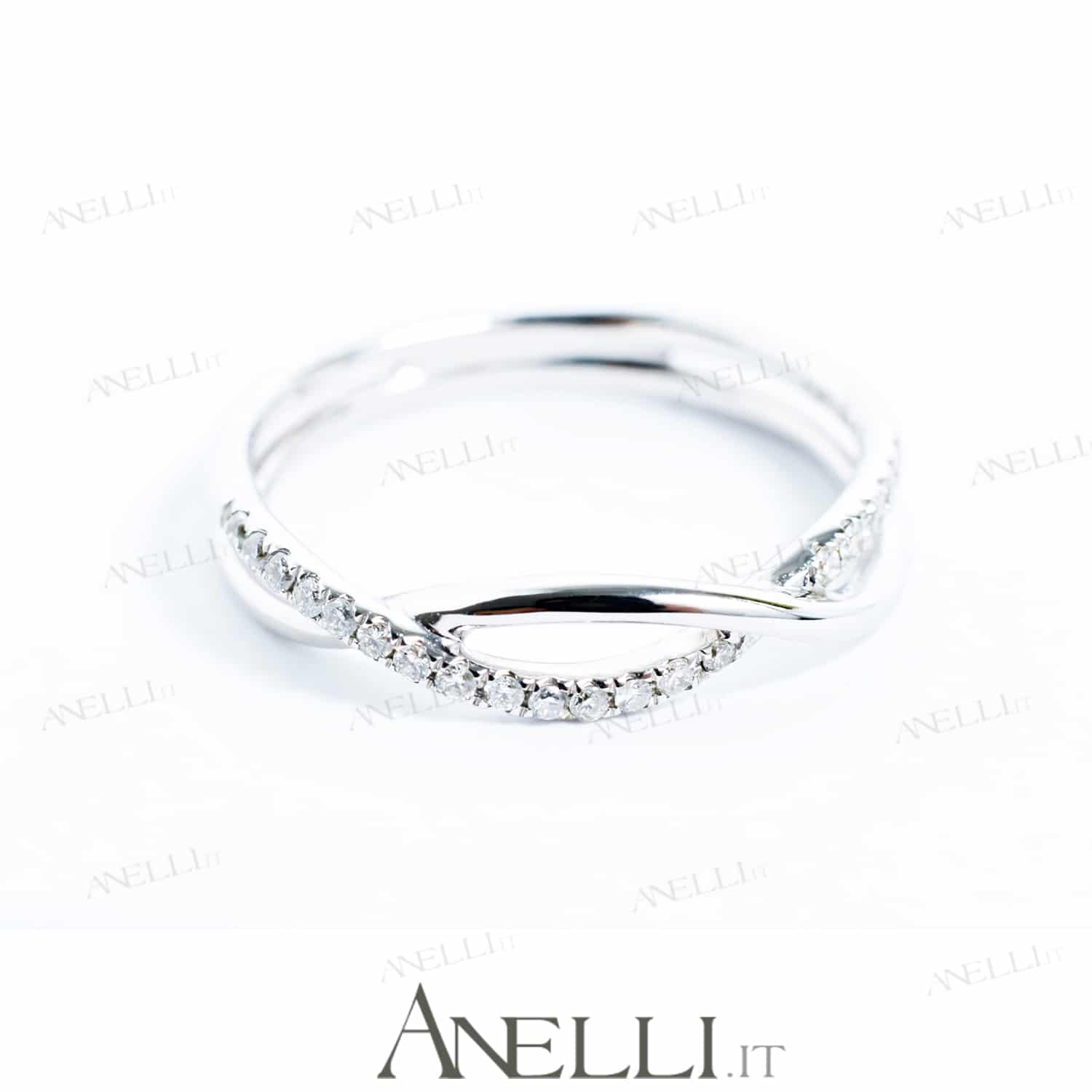 anello-diamanti-incrociato