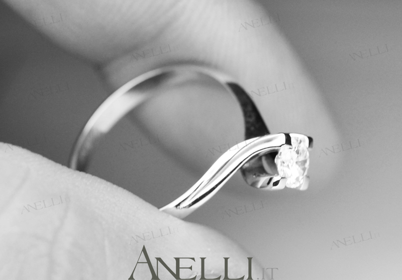 anello-fidanzamento-0-45-carati-colore-d-purezza-vs1-1