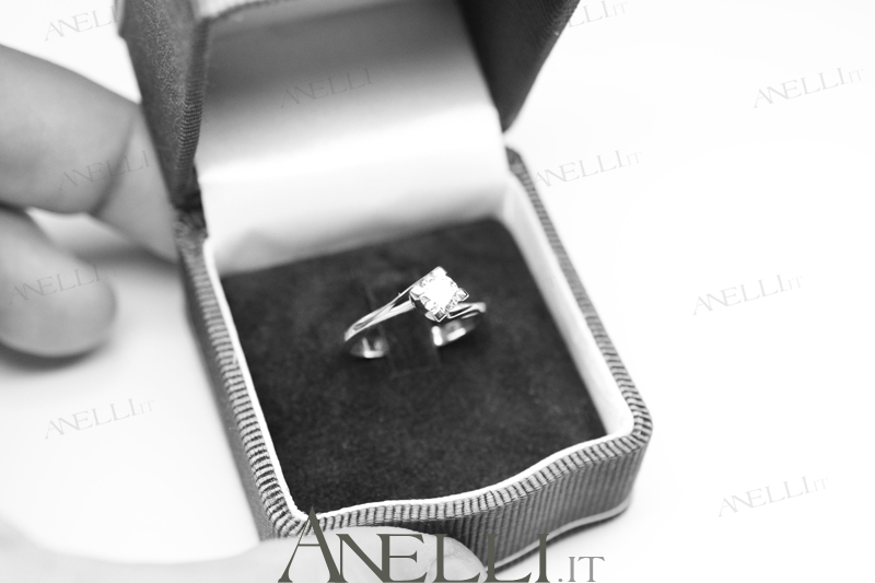 anello-fidanzamento-0-45-carati-colore-d-purezza-vs1-10