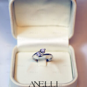 anello-giulietta-e-romeo-da-mezzo-carato-f-vs1-1_1