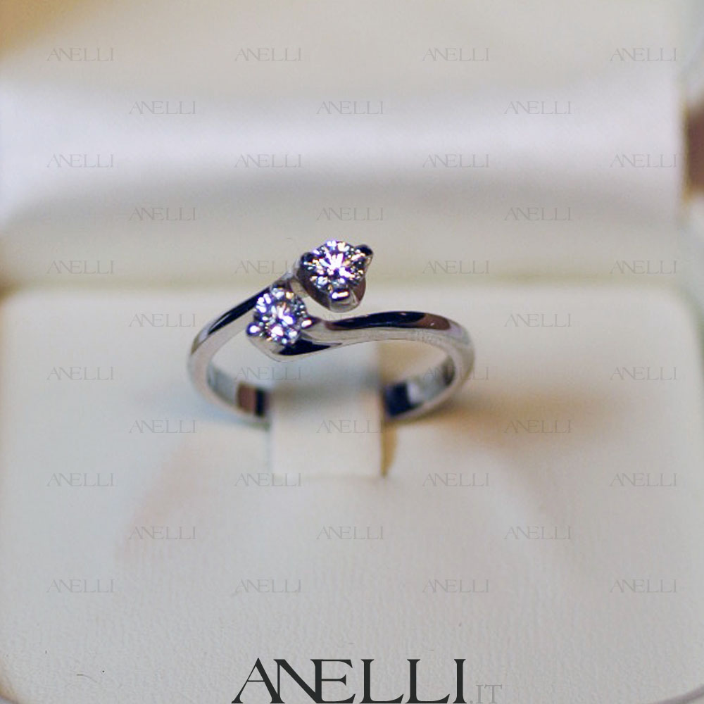 anello-giulietta-e-romeo-da-mezzo-carato-f-vs1-3