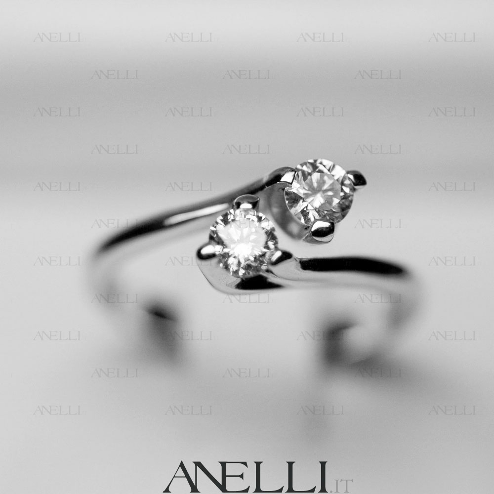 anello-giulietta-e-romeo-da-mezzo-carato-f-vs1-4