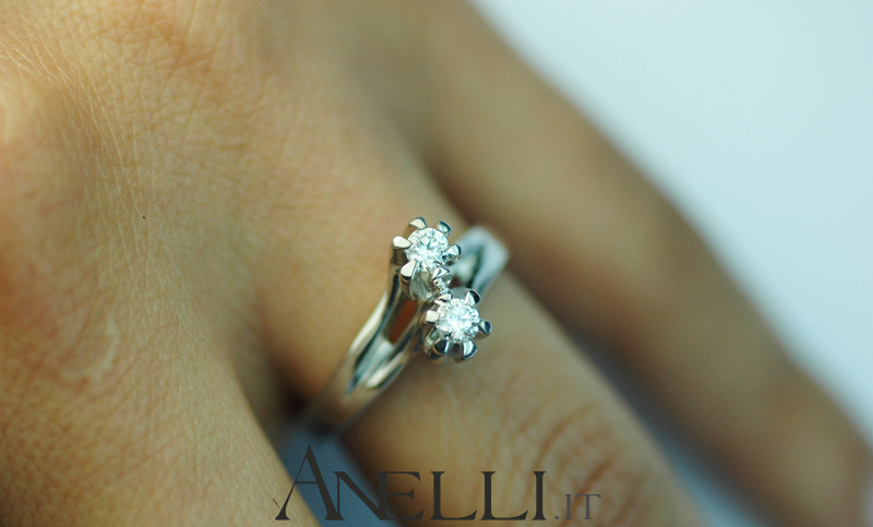 anello-giulietta-e-romeo-o-contrarie-da-0-16-ct-5