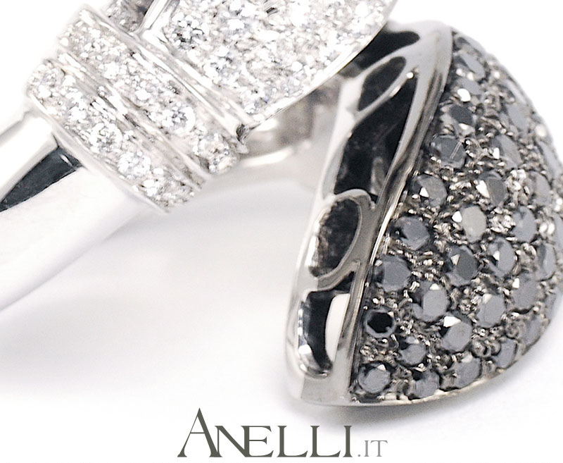 anello-pave-diamanti-bianchi-neri-4