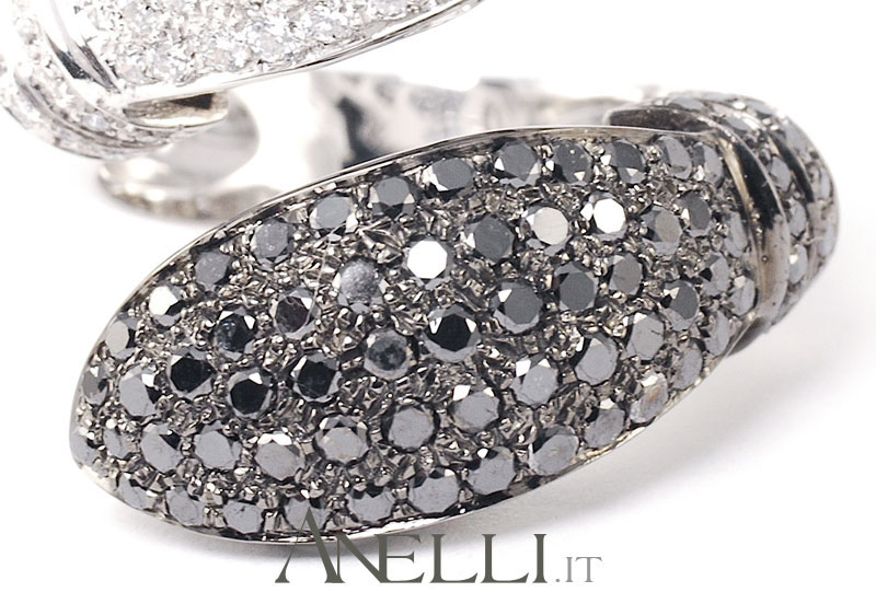 anello-pave-diamanti-bianchi-neri-6
