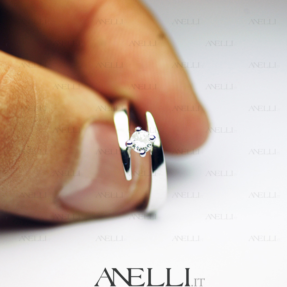 anello-solitario-0-28-carati-colore-f-purezza-massima-1