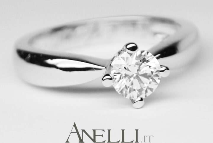 anello-solitario-0-45-carati-colore-d-purezza-vs1